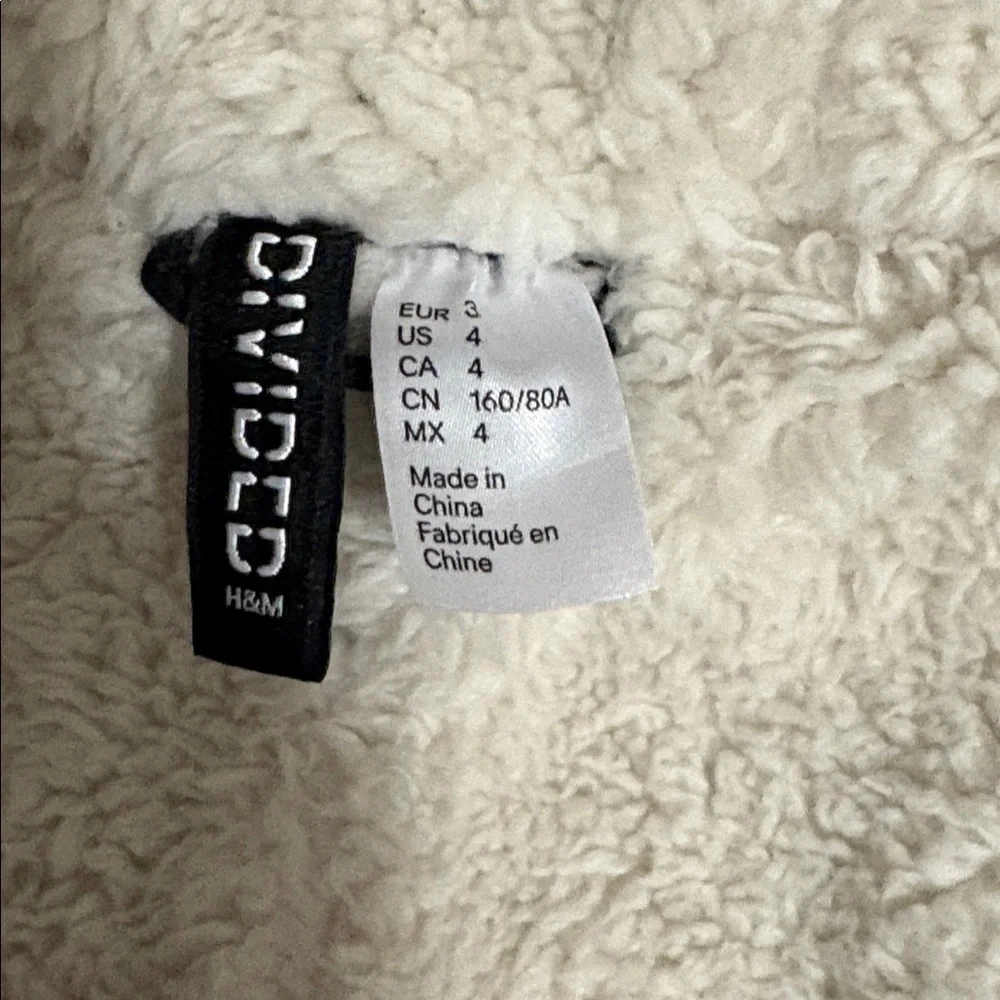 H&M Divided Women's Black Faux
Fur Pile-lined Parka Jacket with hood - Picture 13 of 15